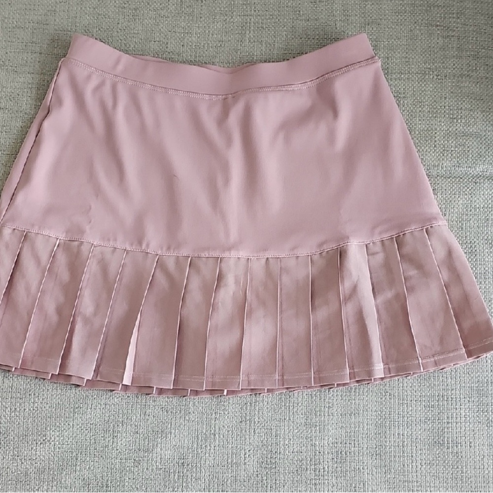 Elegant Savvi Paris Mauve Pleated Skirt